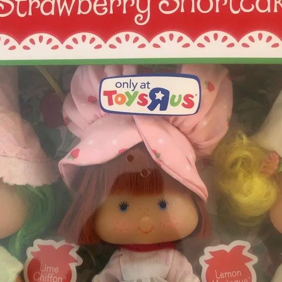Strawberry Shortcake Classic Collection Dolls - Picture 3 of 8